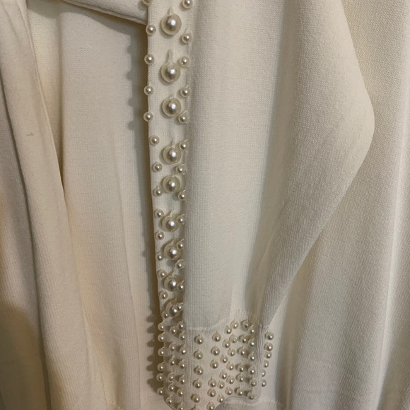 H&M New Sweater with Pearl Accents - Picture 4 of 6